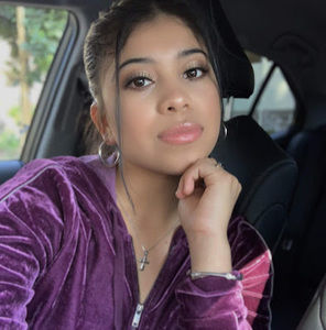 Meet your Posher, Melisa